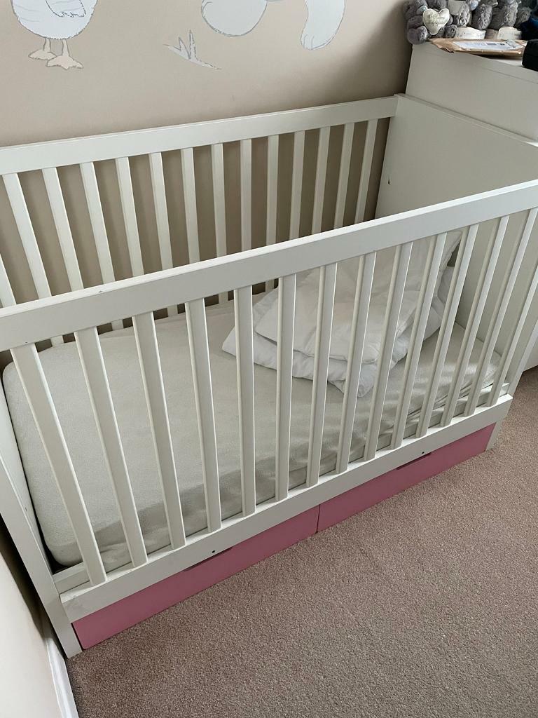 ikea cot bed bedding